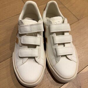 VEJA RECIFE LEATHER WHITE PLATINE SNEAKERS